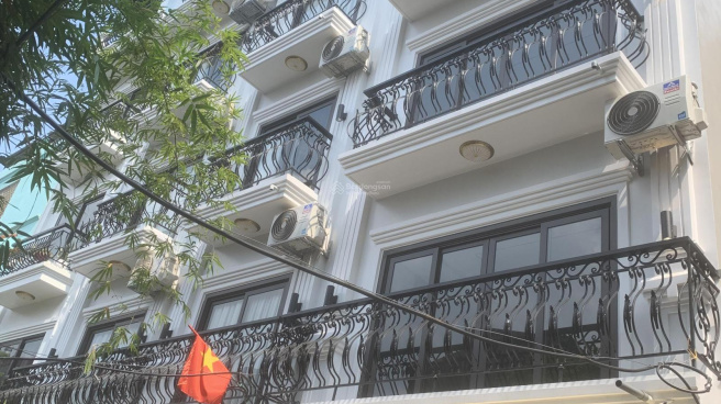 Tòa nhà văn phòng mặt phố Tân Mai