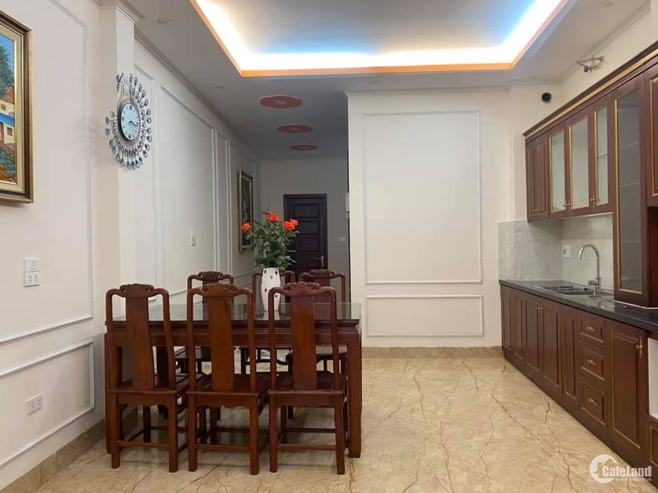 Bán nhà mặt phố Lê Ngọc Hân, 50 m², mặt tiền 4,5 m