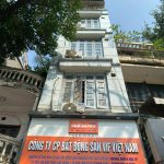 Mặt phố Bùi Thị Xuân