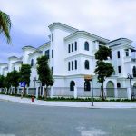 Mặt phố Bùi Thị Xuân
