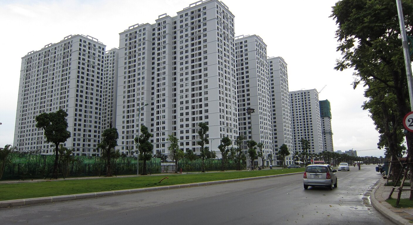 Tòa nhà 8 tầng mặt phố Dương Văn Bé